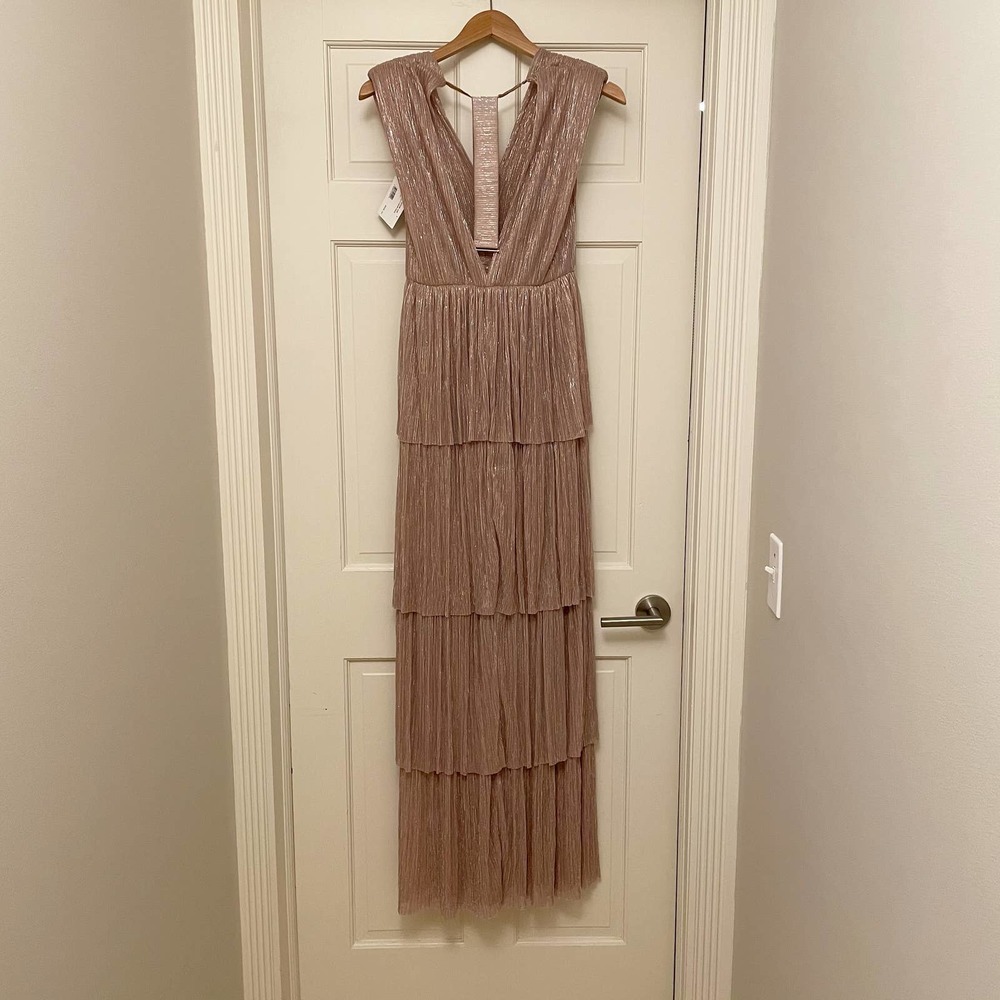 ✖️SOLD✖️Sabina Musayev Skylar Lurex Gown - Picture 8 of 11